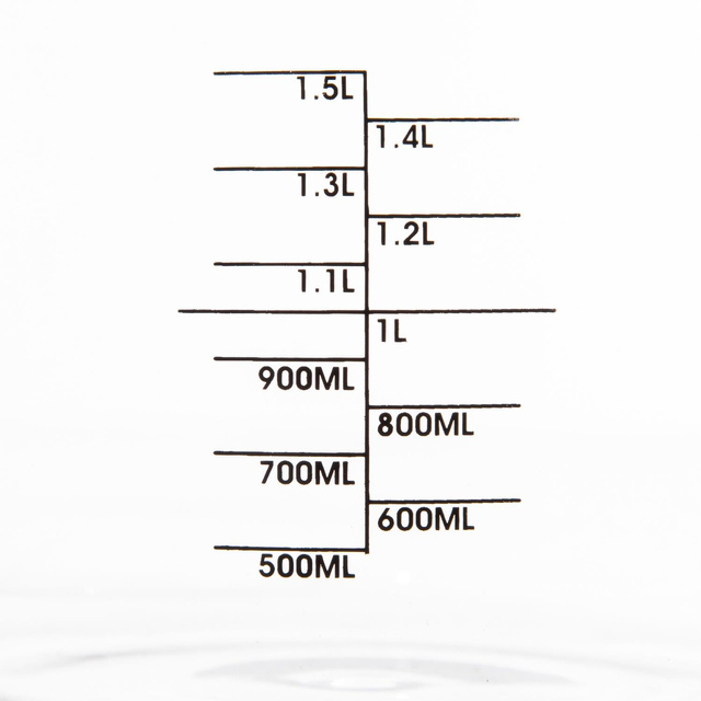 Digitális mérleg és 19 cm-es mérőpohár
